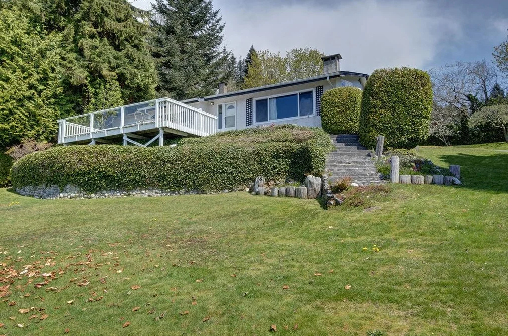 1708 OCEAN BEACH ESPLANADE, Gibsons BC V0N 1V5, Gibsons BC — Residential for Sale - Photo 4