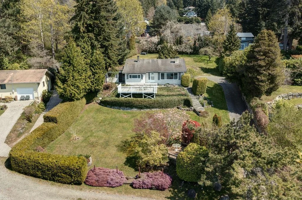 1708 OCEAN BEACH ESPLANADE, Gibsons BC V0N 1V5, Gibsons BC — Residential for Sale - Photo 6