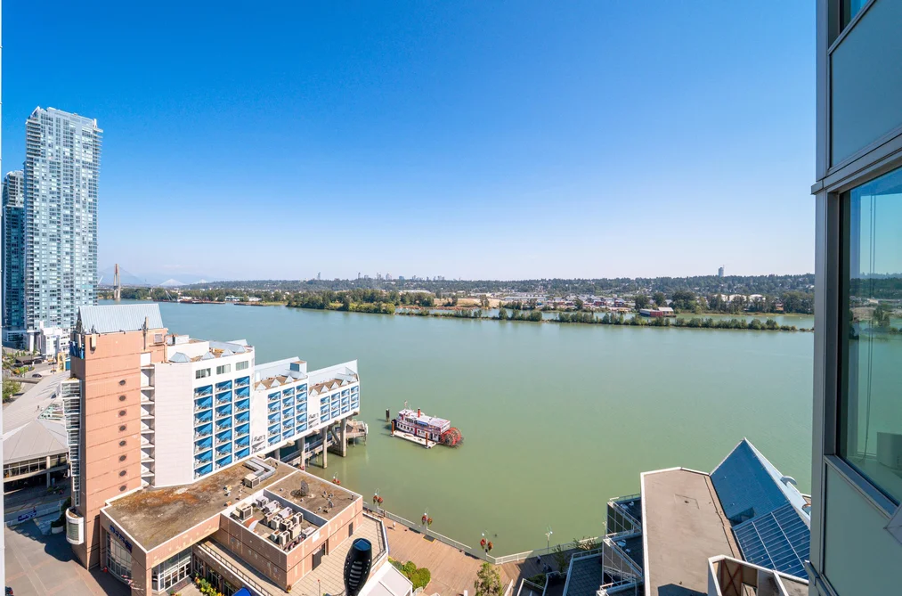 Condo for sale at 1709 988 Quayside Drive New Westminster British Columbia - MLS: R3158405
