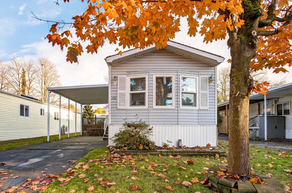 171 145 KING EDWARD STREET, Coquitlam BC V3K 6M6, Coquitlam BC — Residential for Sale - Photo 2