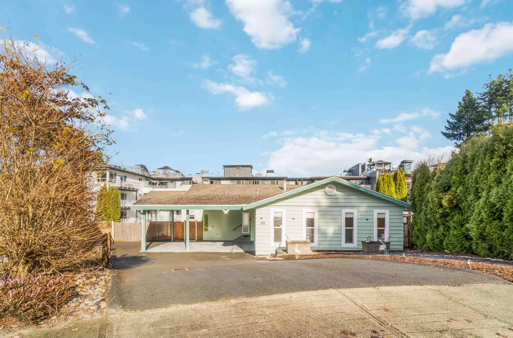 171 EDWARD CRESCENT, Port Moody BC V3H 3J8, Port Moody BC — Residential for Sale - Photo 2