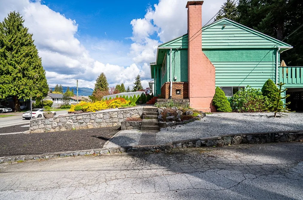 1710 WESTERN DRIVE, Port Coquitlam BC V3C 2X3, Port Coquitlam BC — Residential for Sale - Photo 2