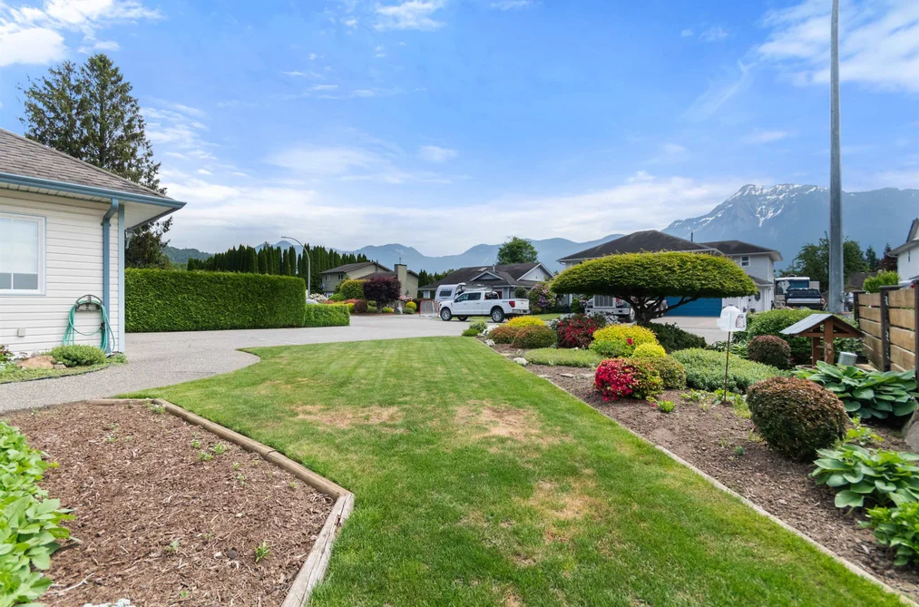 1711 BEAMAN DRIVE, Agassiz BC V0M 1A3, Agassiz BC — Residential for Sale - Photo 2