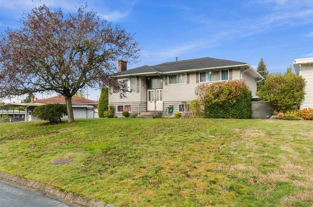 1711 Grover Avenue, Coquitlam, BC - MLS: R3179678 - Photo 1