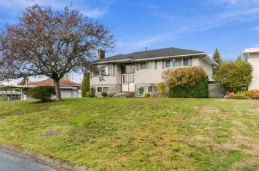 1711 Grover Ave, Coquitlam, BC - MLS: R3179678