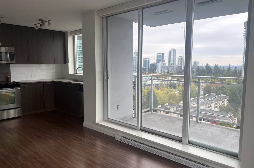 1712 - 13325 102A, Surrey, BC - MLS: R3178855 - Photo 4 1712 - 13325 102A, Surrey, BC - MLS: R3178855 - Photo 4