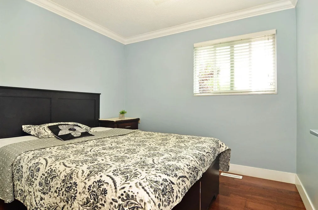 17134 62 Avenue, Surrey, BC - House for Sale - Photo 10 of 19 17134 62 Avenue, Surrey, BC - House for Sale - Photo 10 of 19