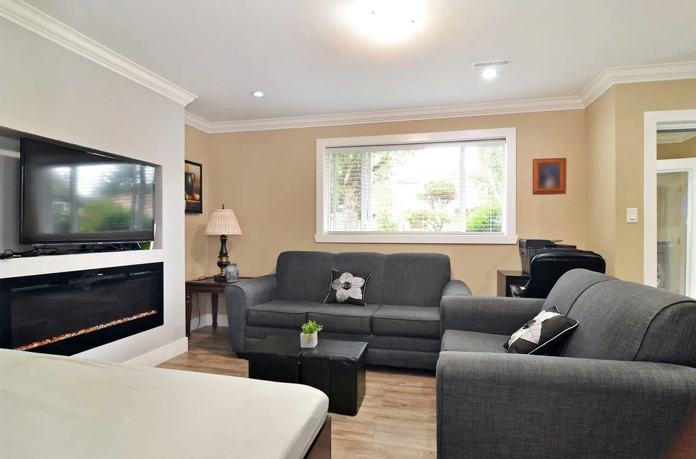 17134 62 Avenue, Surrey, BC - House for Sale - Photo 12 of 19 17134 62 Avenue, Surrey, BC - House for Sale - Photo 12 of 19
