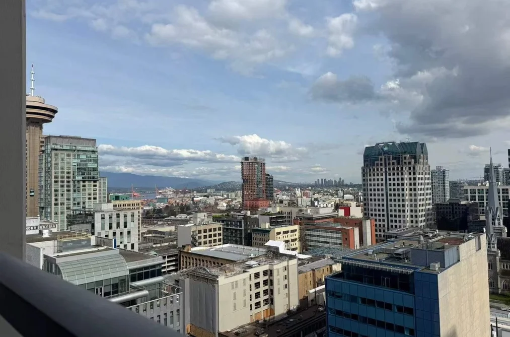 Condo for sale at 1715 610 Granville Street Vancouver British Columbia - MLS: R3105085
