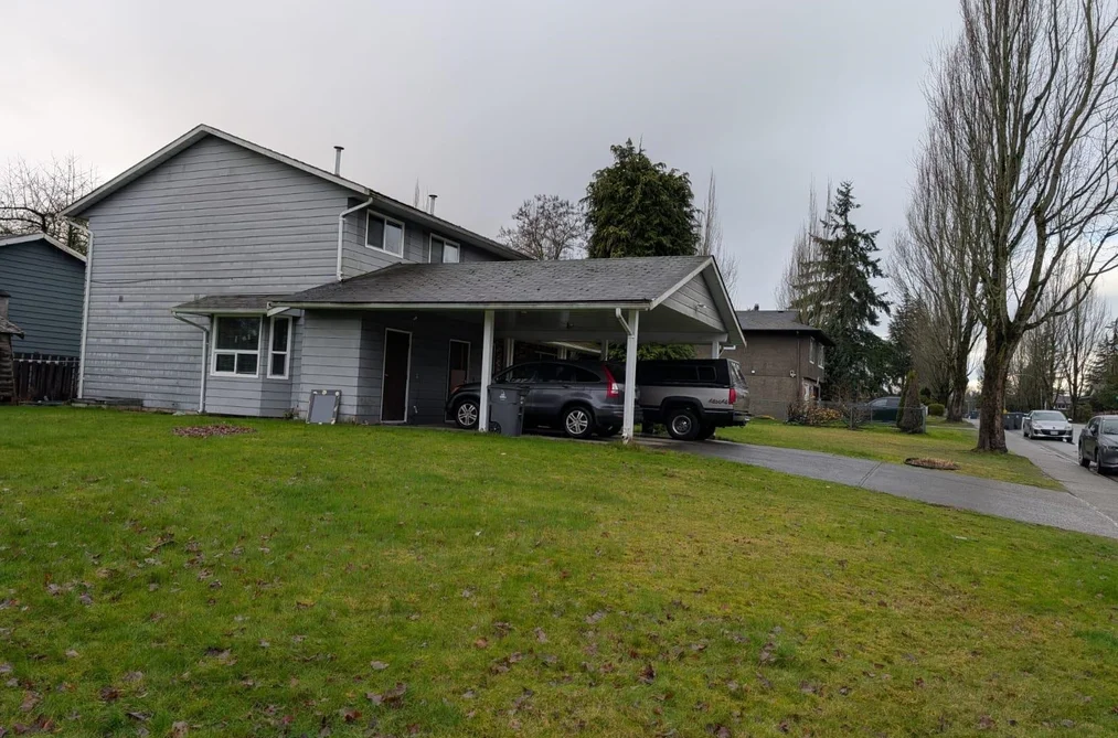 Half Duplex for sale at 17176 62 Avenue Surrey British Columbia - MLS: R3070866