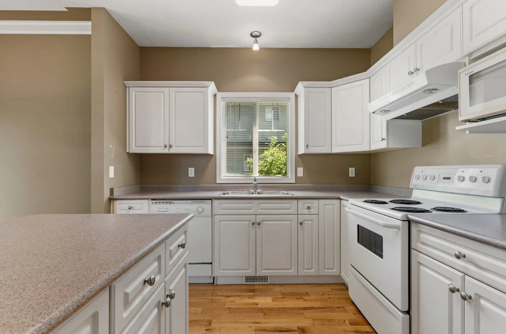 172 46360 VALLEYVIEW ROAD, Chilliwack BC V2R 5L7, Chilliwack BC — Residential for Sale — Photo 8 of 38