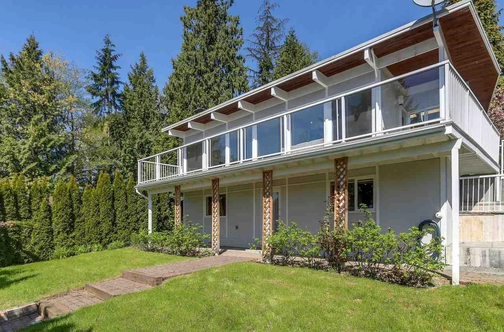 House for sale at 1720 Queens Avenue West Vancouver British Columbia - MLS: R3152404