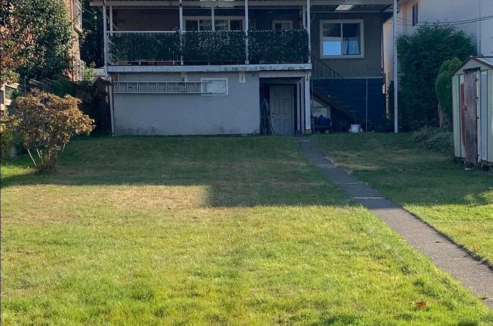 1723 E 33RD AVENUE, Vancouver BC V5N 3E3, Vancouver BC — Residential for Sale — Photo 2 of 3