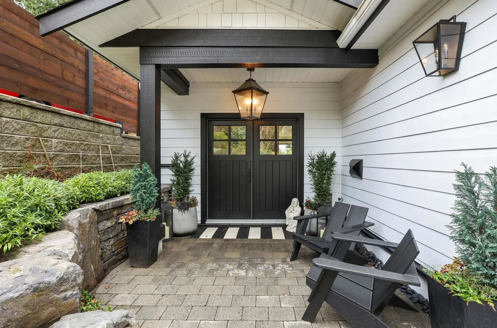 1725 PETERS ROAD, North Vancouver BC V7J 1Y7, North Vancouver BC — Residential for Sale - Photo 2