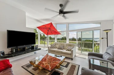 1725 Rosebery Ave, West Vancouver, BC - MLS: R3152764