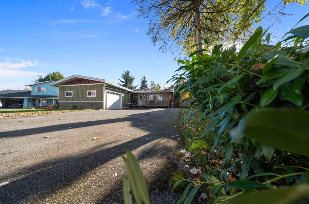 17254 61B Avenue, Surrey, BC - MLS: R3179364 - Photo 1 17254 61B Avenue, Surrey, BC - MLS: R3179364 - Photo 1