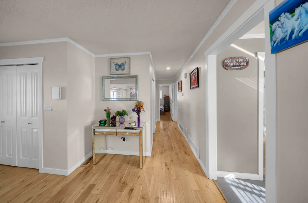 17254 61B Avenue, Surrey, BC - MLS: R3179364 - Photo 4 17254 61B Avenue, Surrey, BC - MLS: R3179364 - Photo 4