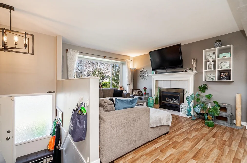 17254 62A AVENUE, Surrey BC V3S 6V5, Surrey BC — Residential for Sale - Photo 2