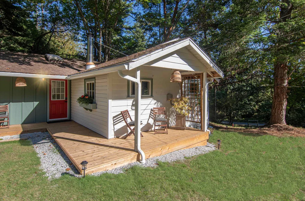 172B BURRILL ROAD, Galiano Island BC V0N 1P0, Galiano Island BC — Residential for Sale - Photo 2