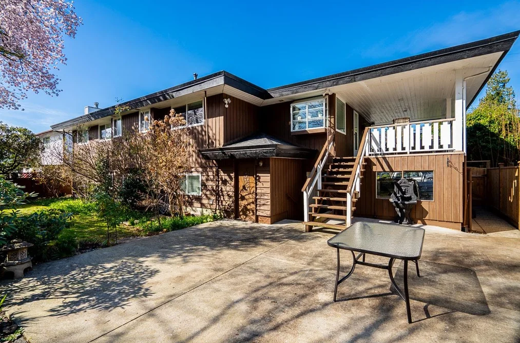 1730 WESTMINSTER AVENUE, Port Coquitlam BC V3B 1E2, Port Coquitlam BC — Residential for Sale - Photo 2