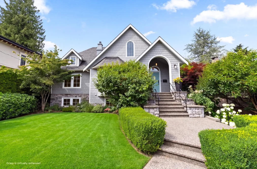 House for sale at 1733 Fulton Avenue West Vancouver British Columbia - MLS: R3145887