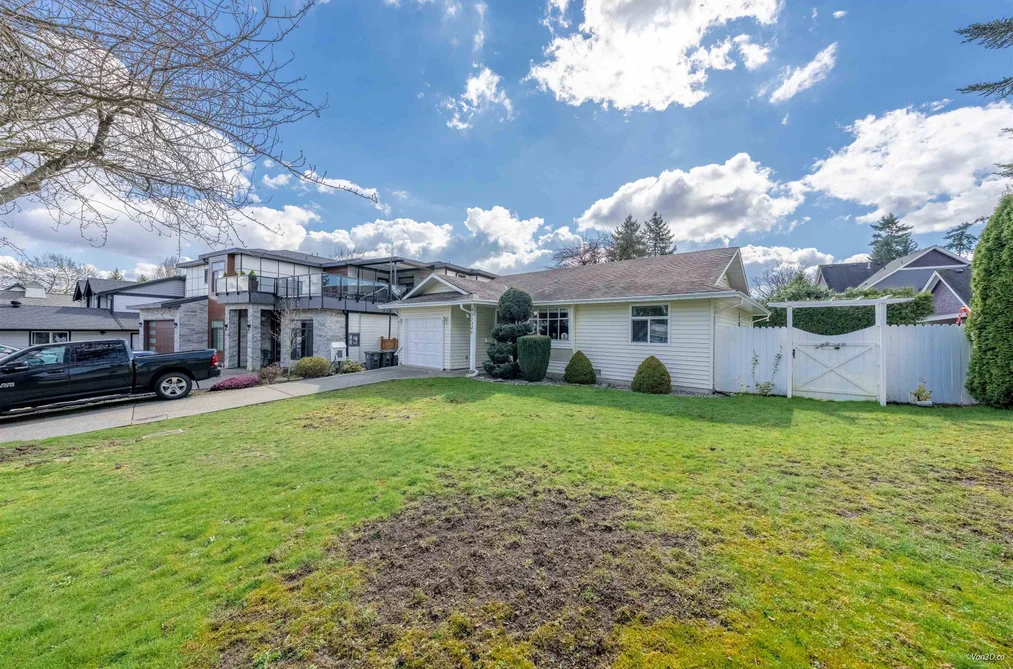 17346 60A AVENUE, Surrey BC V3S 6X8, Surrey BC — Residential for Sale - Photo 2