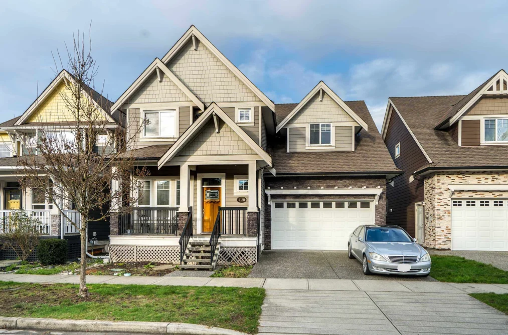17349 1 AVENUE, Surrey BC V3S 9P9, Surrey BC — Residential for Sale - Photo 2