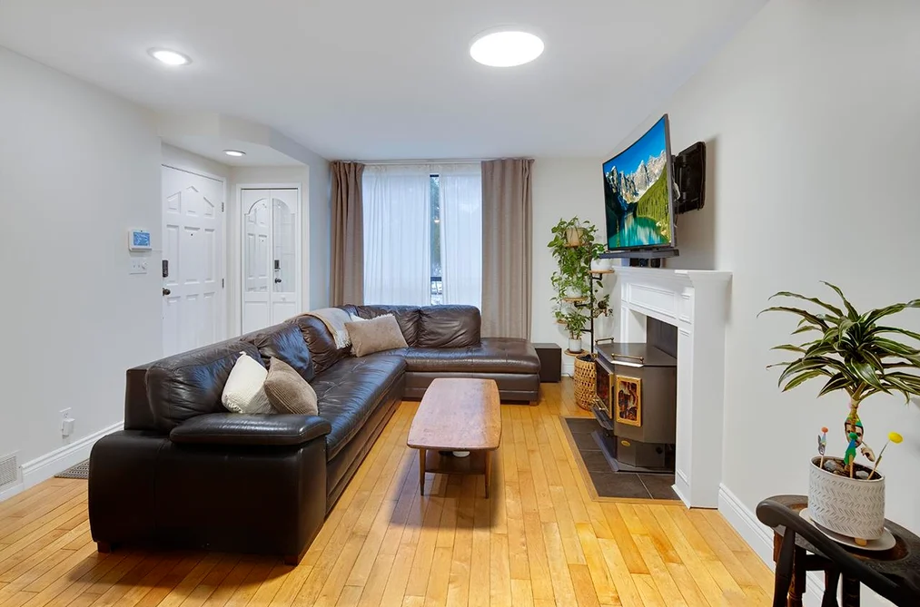 1736 LANGAN AVENUE, Port Coquitlam BC V3C 1K7, Port Coquitlam BC — Residential for Sale - Photo 6