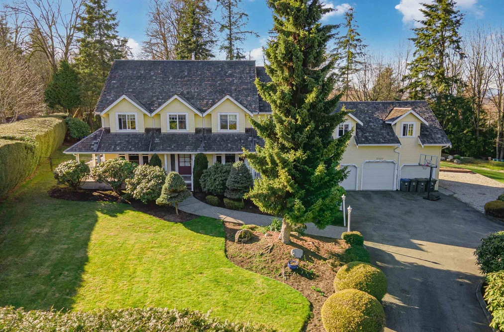 House for sale at 17377 28a Avenue Surrey British Columbia - MLS: R3076155