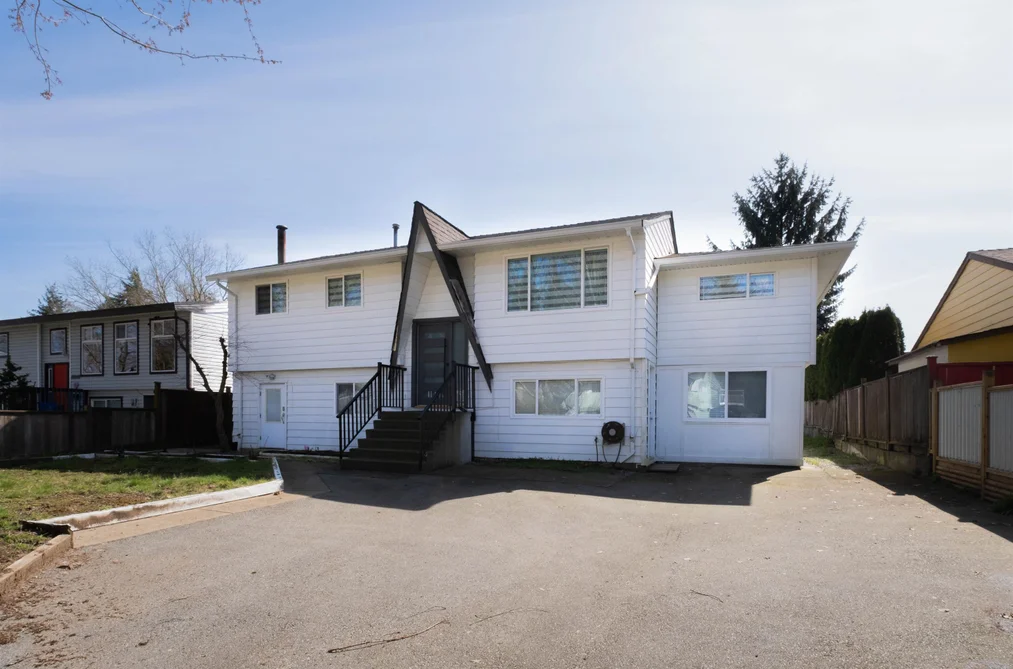 House for sale at 17396 62a Avenue Surrey British Columbia - MLS: R3151491