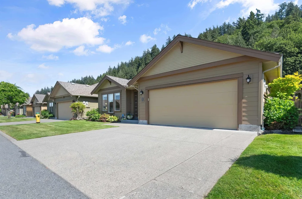 174 46000 THOMAS ROAD, Chilliwack BC V2R 5W6, Chilliwack BC — Residential for Sale - Photo 2