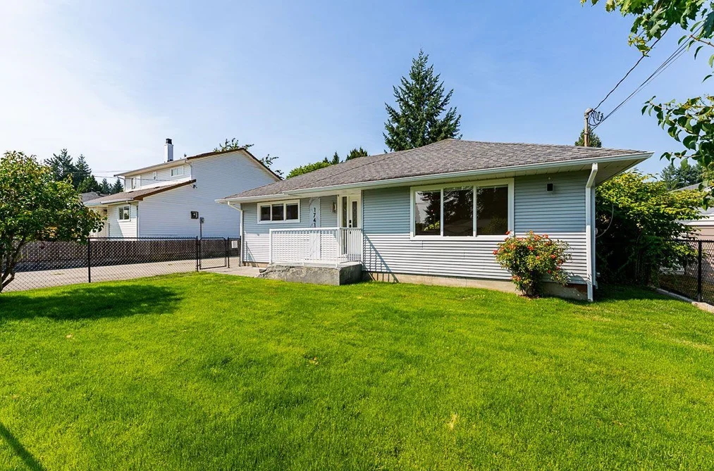 1741 SALISBURY AVENUE, Port Coquitlam BC V3B 1X6, Port Coquitlam BC — Residential for Sale - Photo 3