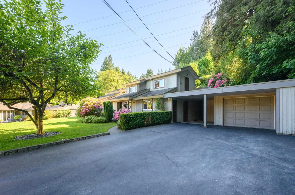 1747 BELLELYNN PLACE, North Vancouver BC V7J 2T9, North Vancouver BC — Residential for Sale - Photo 2