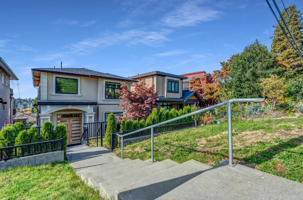 House for sale at 175 Delta Avenue Burnaby British Columbia - MLS: R3103589