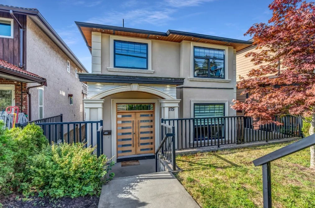 175 DELTA AVENUE, Burnaby BC V5B 3C6, Burnaby BC — Residential for Sale - Photo 2