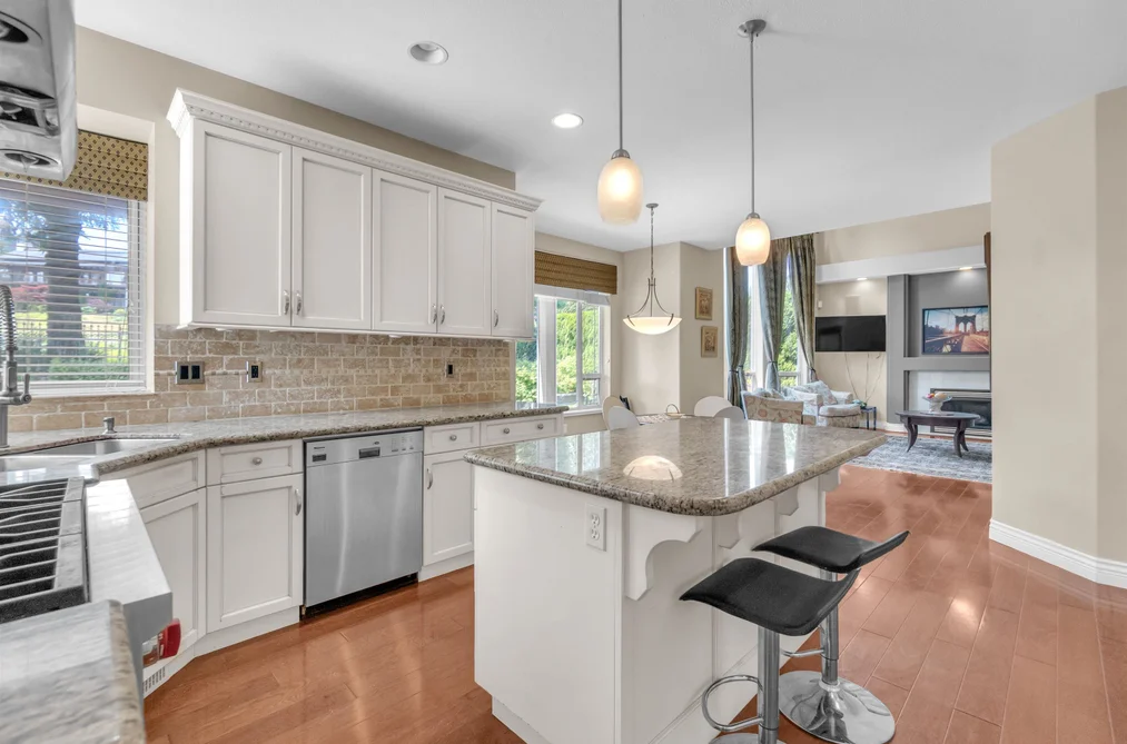 1760 HAMPTON DRIVE, Coquitlam, BC — Residential for Sale — Photo 13 of 40