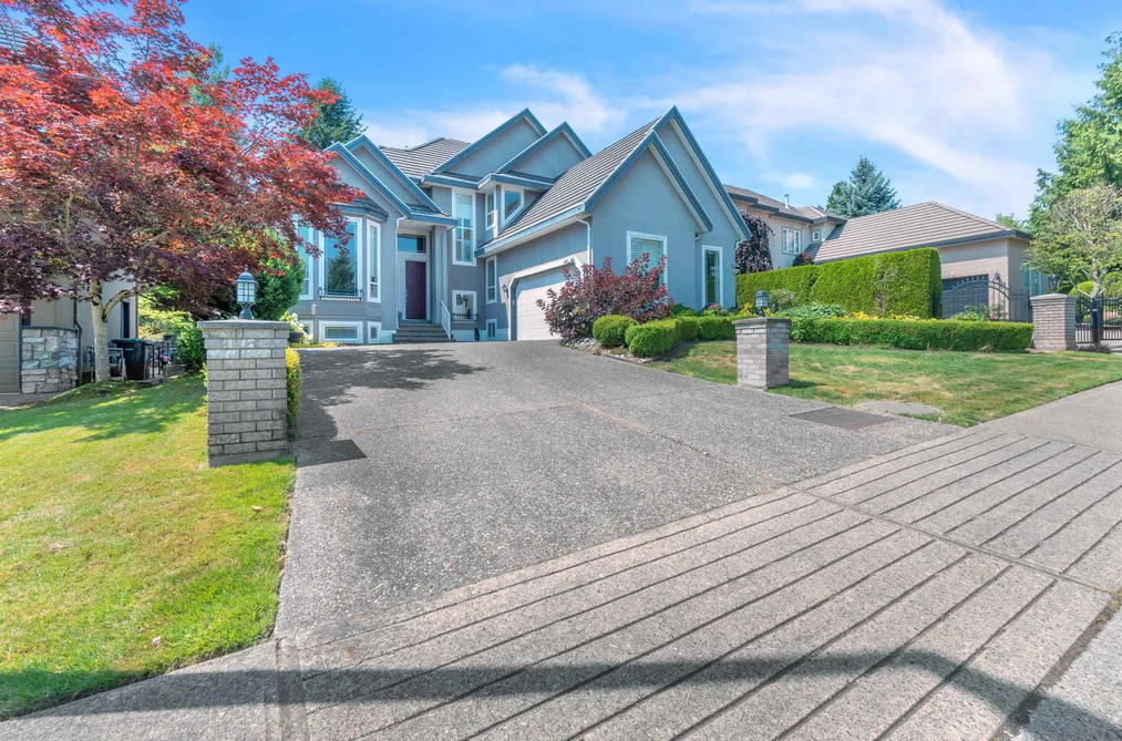 1760 HAMPTON DRIVE, Coquitlam, BC — Residential for Sale — Photo 2 of 40