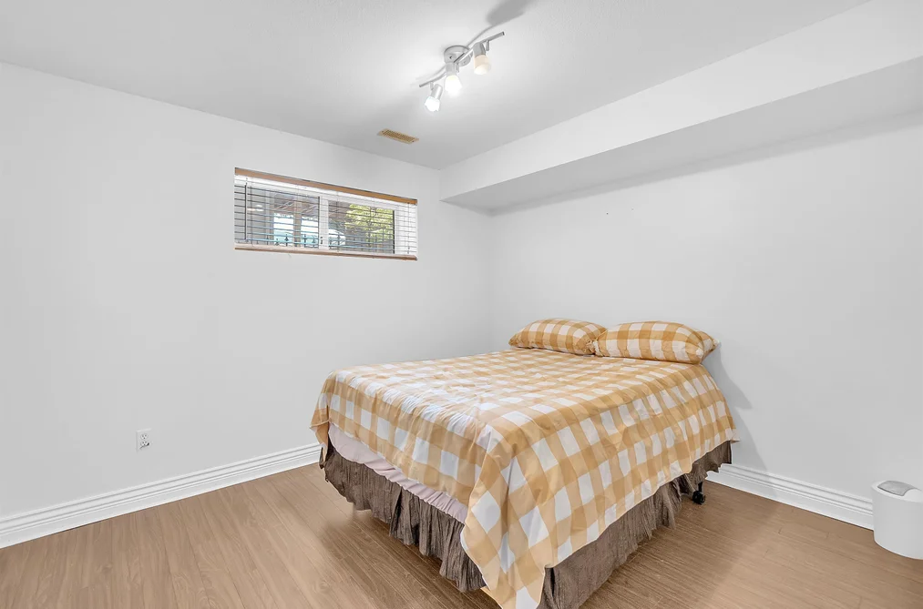 1760 HAMPTON DRIVE, Coquitlam, BC — Residential for Sale — Photo 38 of 40