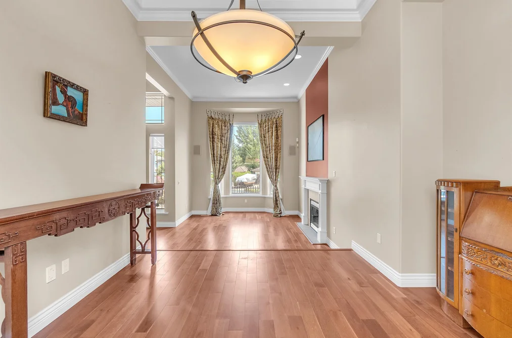 1760 HAMPTON DRIVE, Coquitlam, BC — Residential for Sale — Photo 6 of 40
