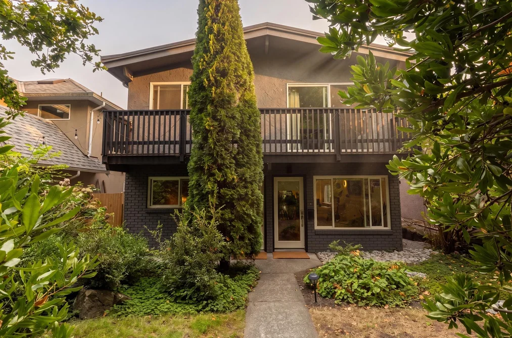 1762 E 15th Ave, Vancouver, BC - MLS: R3170366