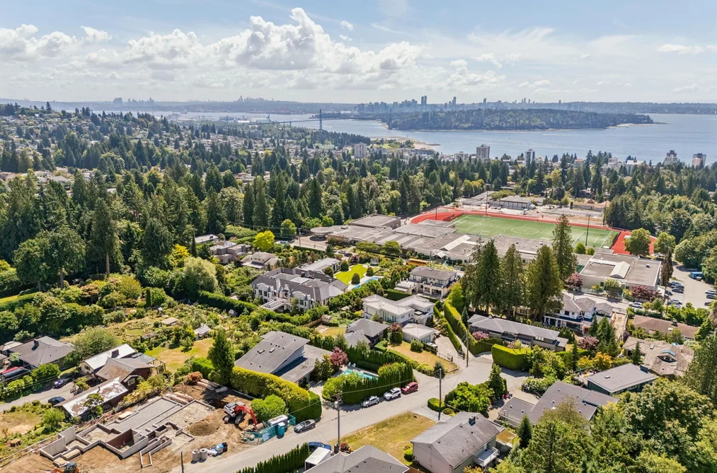 1768 Ottawa Place, West Vancouver, BC - MLS: R3151608 - Photo 10 1768 Ottawa Place, West Vancouver, BC - MLS: R3151608 - Photo 10