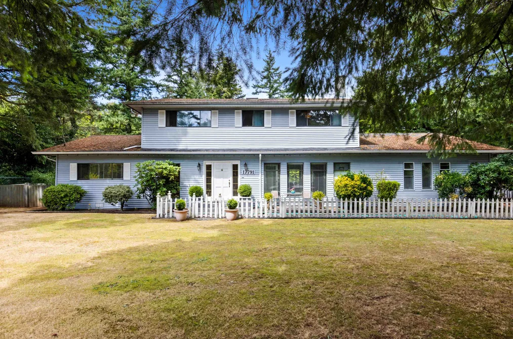 House for sale at 17791 20 Avenue Surrey British Columbia - MLS: R3108043