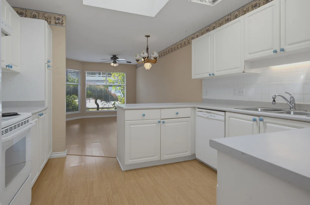 178 16080 82 AVENUE, Surrey BC V4N 0N6, Surrey BC — Residential for Sale — Photo 5 of 40