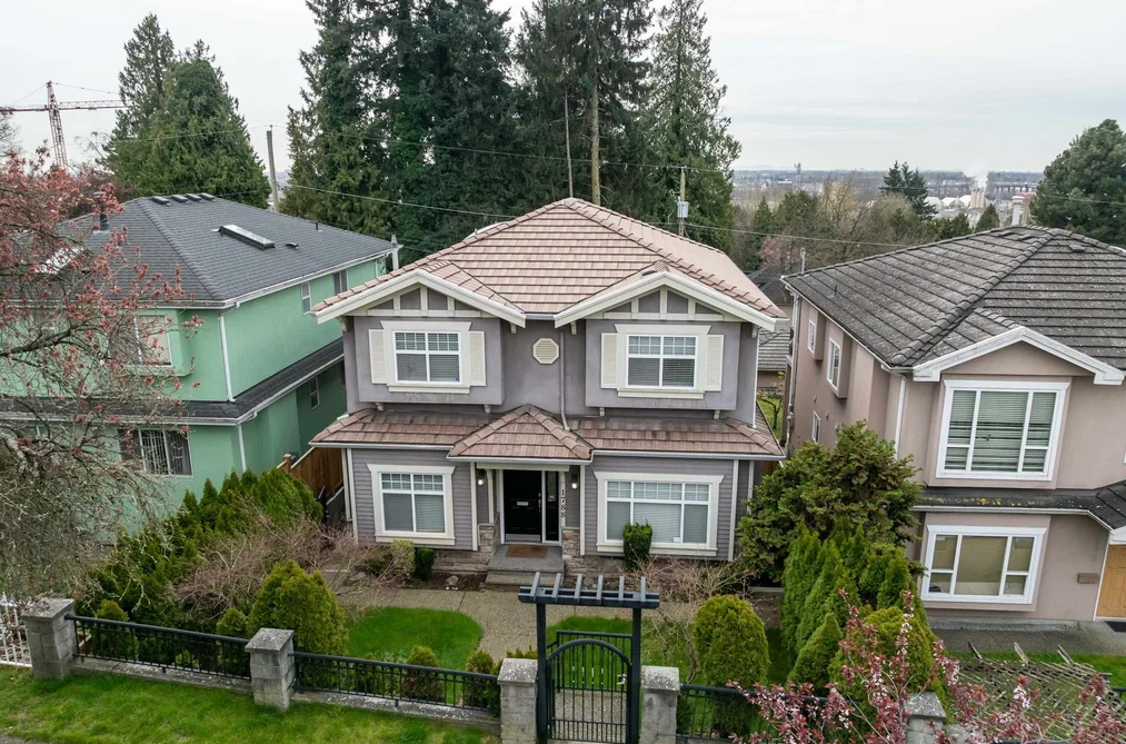 House for sale at 1788 E 64th Avenue Vancouver British Columbia - MLS: R3124143