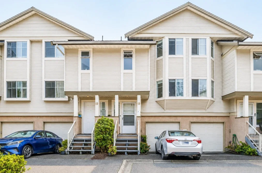 Townhouse for sale at 18 1318 Brunette Avenue Coquitlam British Columbia - MLS: R3155026