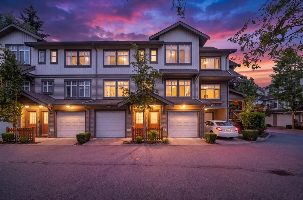 Townhouse for sale at 18 16233 83 Avenue Surrey British Columbia - MLS: R3155604