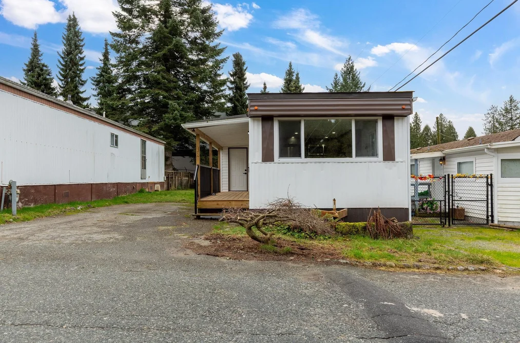 18 21163 LOUGHEED HIGHWAY, Maple Ridge BC V2X 2R4, Maple Ridge BC — Residential for Sale - Photo 3