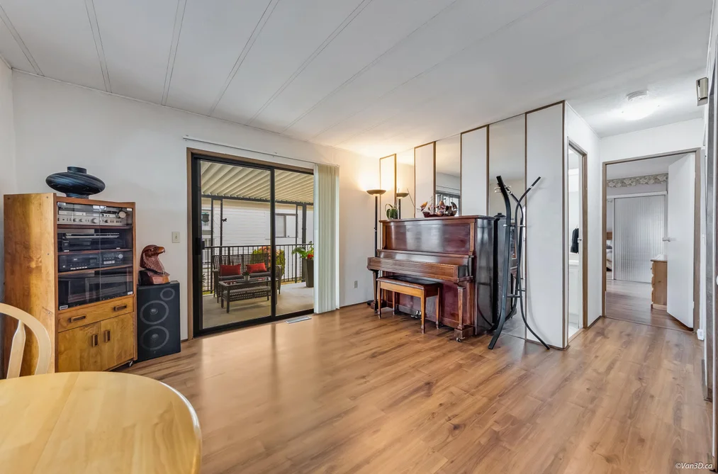 18 2120 KING GEORGE BOULEVARD, Surrey BC V4A 6Y8, Surrey BC — Residential for Sale - Photo 5