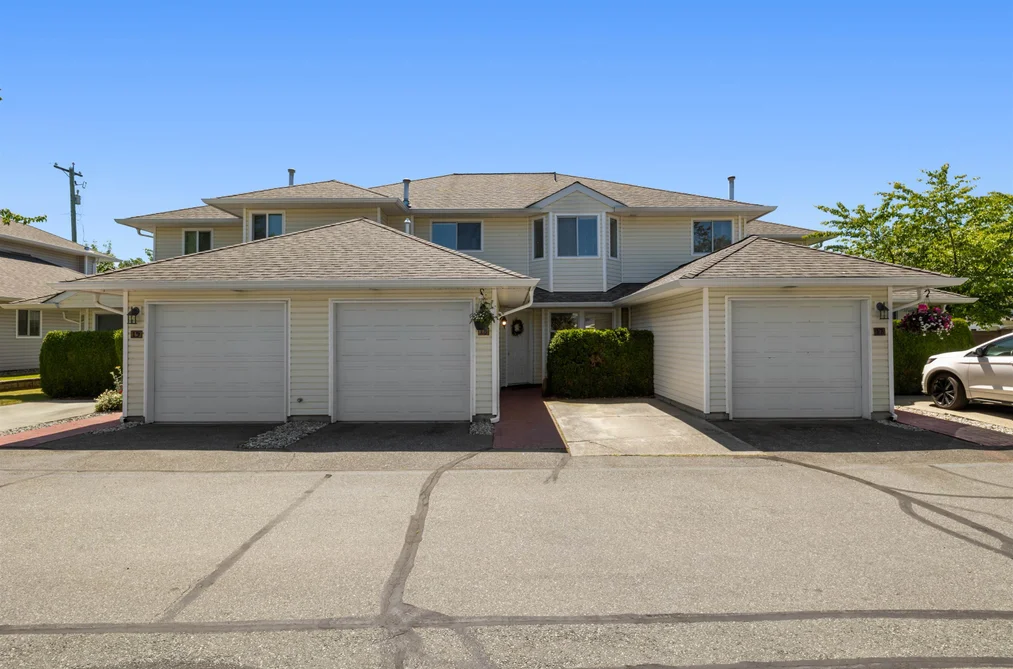 18 21928 48 AVENUE, Langley BC V3A 8H1, Langley BC — Residential for Sale - Main Photo