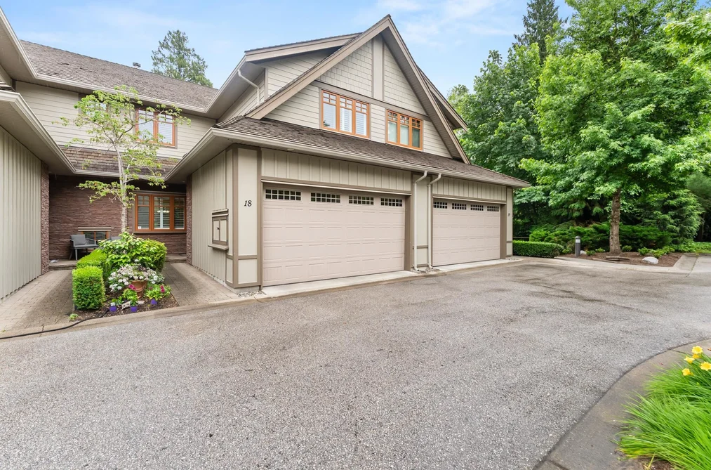 Townhouse for sale at 18 3122 160 Street Surrey British Columbia - MLS: R3135178